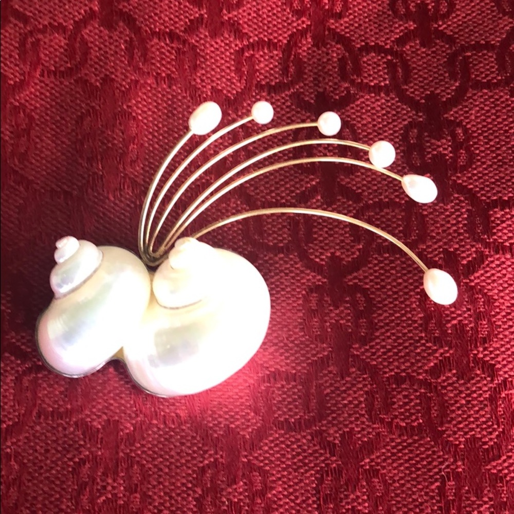 Vintage Betsy Fuller pin